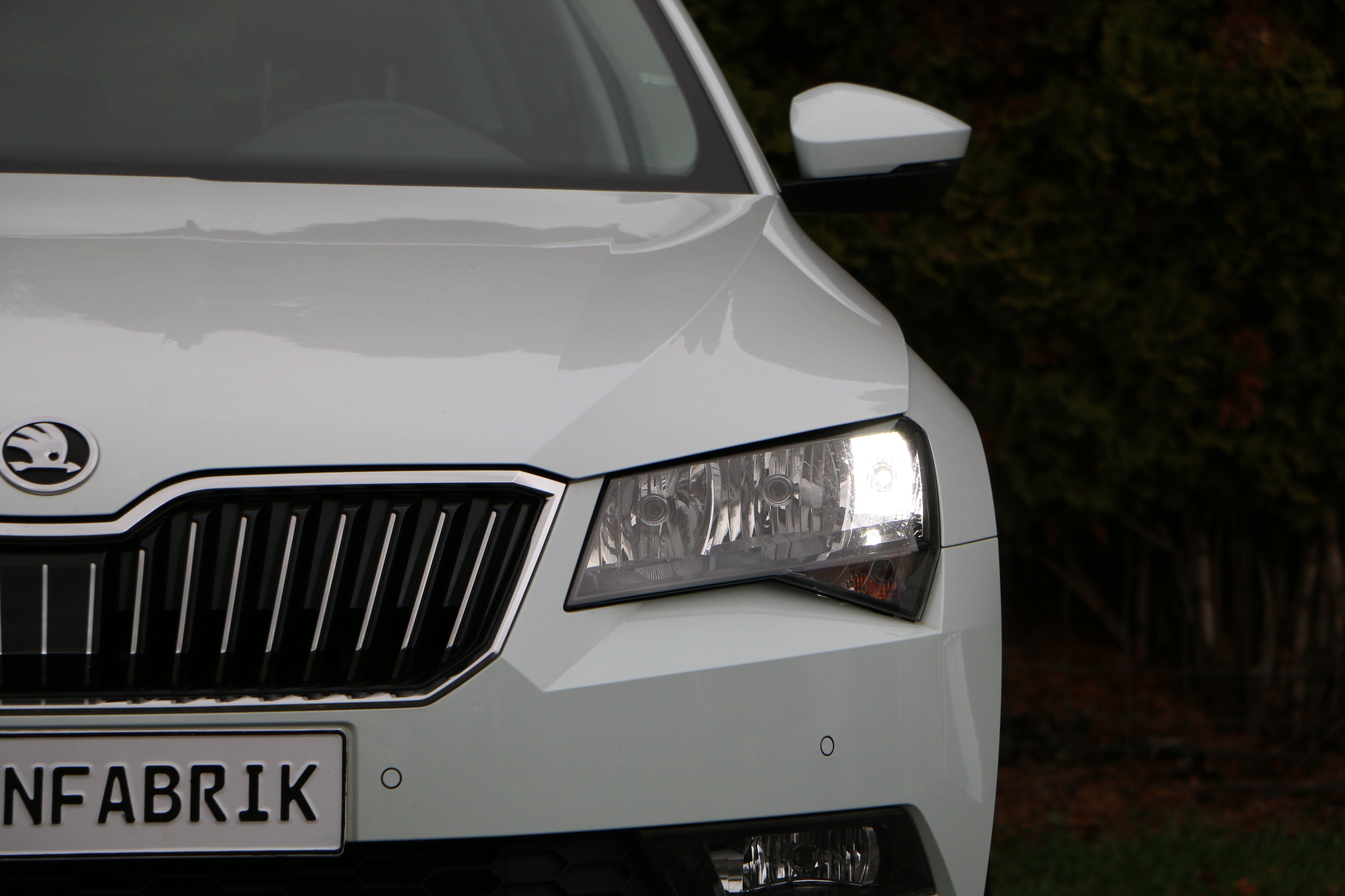 SKODA SuperB 3V Limousine Kofferraumbeleuchtung Halogen auf LED  Nachrüstpaket , 52,99 €
